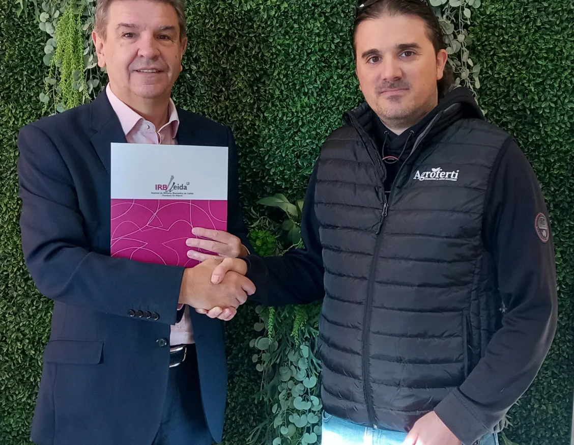 Agroferti Tractaments i Serveis renews its collaboration with the IRBLleida