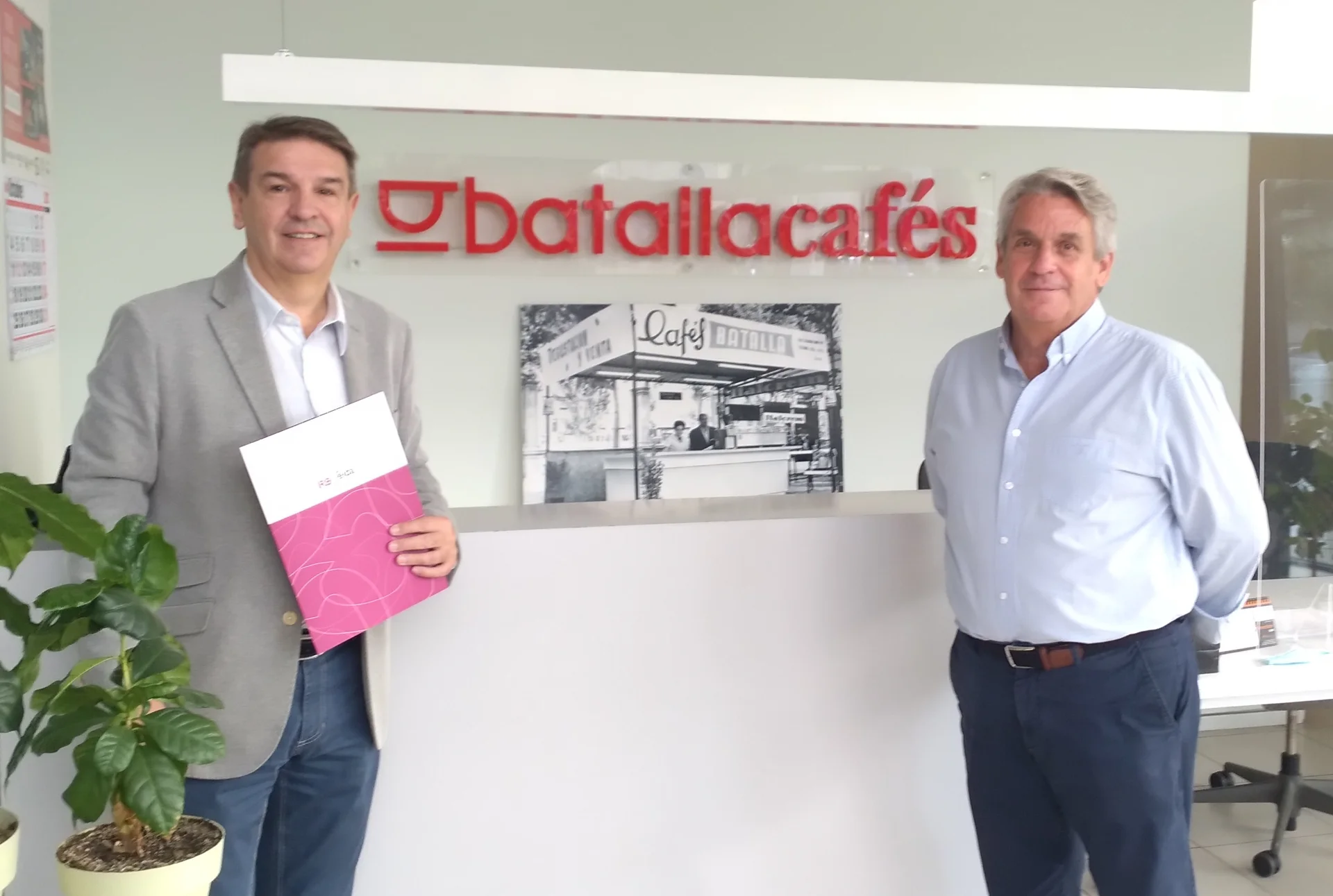 Cafès Batalla renova la seva col·laboració amb l'IRBLleida