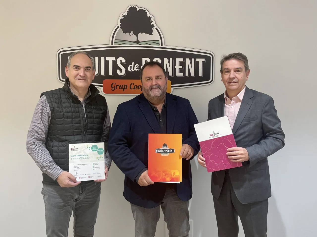 Fruits de Ponent renova la seva col·aboració amb l'IRBLleida 