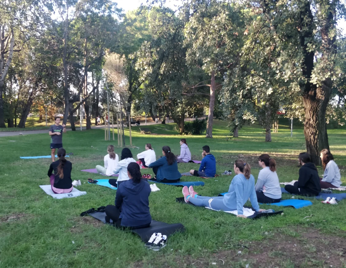 El IRBLleida mantiene su compromiso con la Semana Europea de la Movilidad y programa un sesión de yoga y estiramientos con la colaboración del gimnasio Viding Ekke