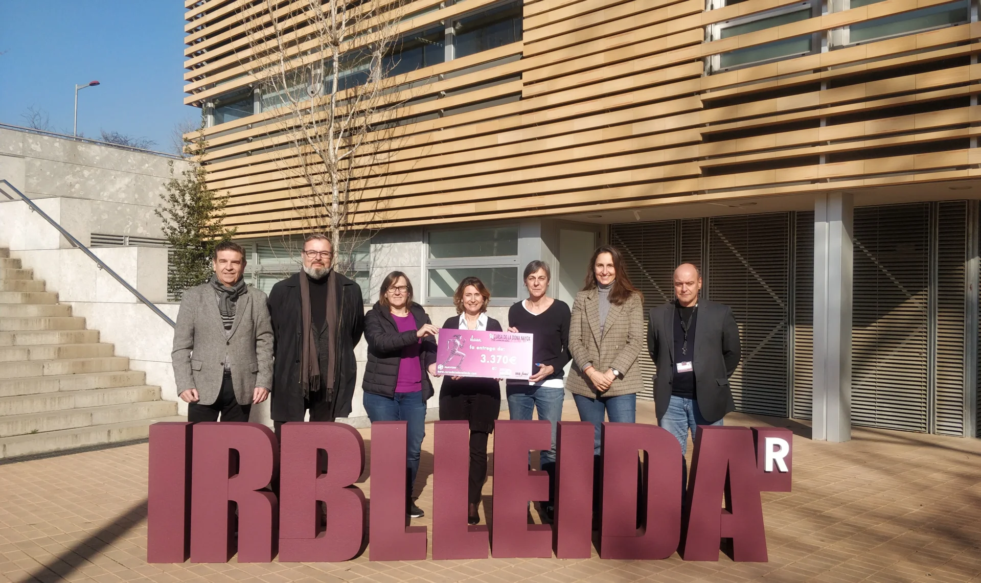 La 9.ª edición de la ‘Cursa de la Dona Nayox’ recauda 3.370 € para la investigación en cáncer de mama del IRBLleida