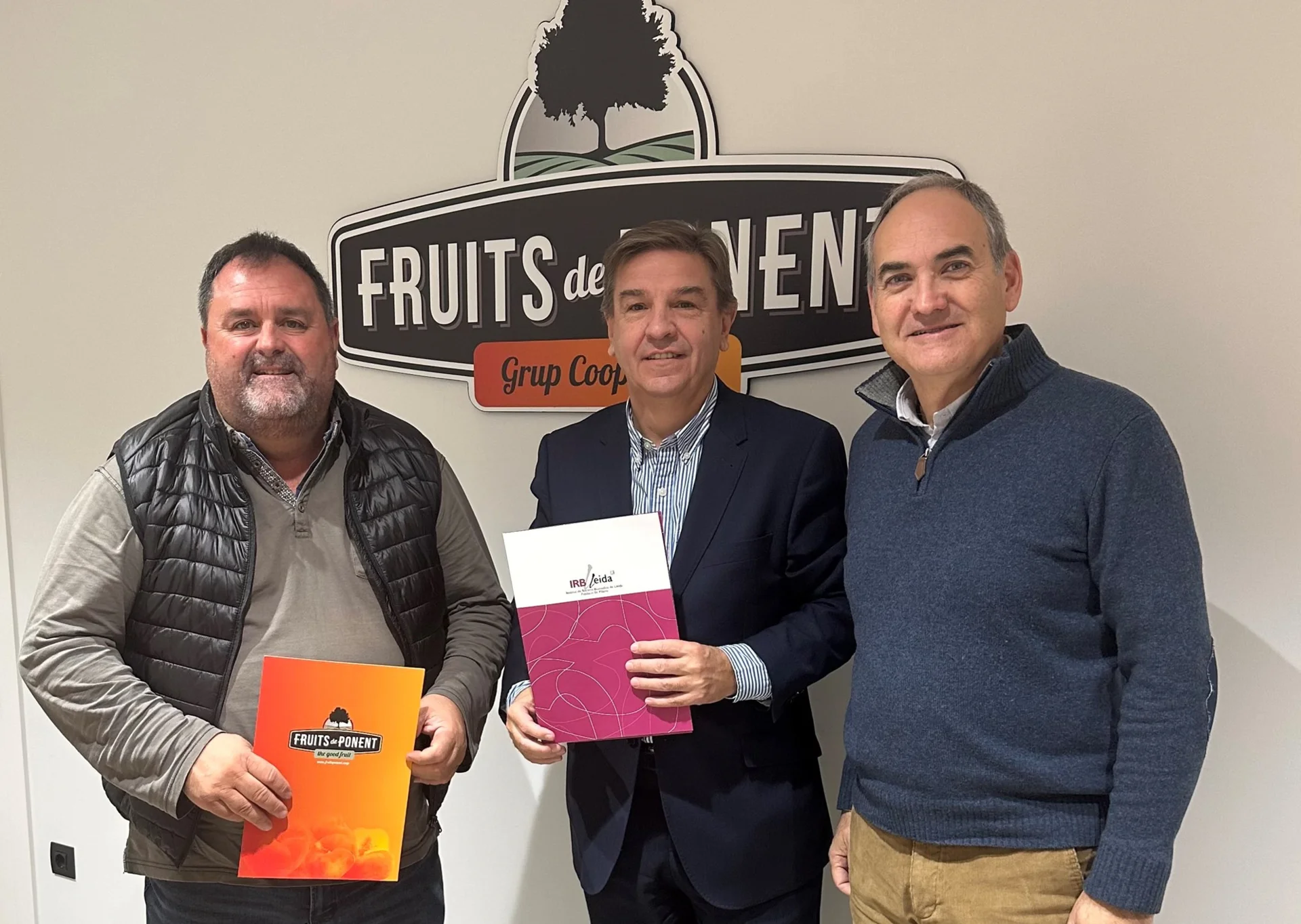 Fruits de Ponent renova la seva col·aboració amb l'IRBLleida 