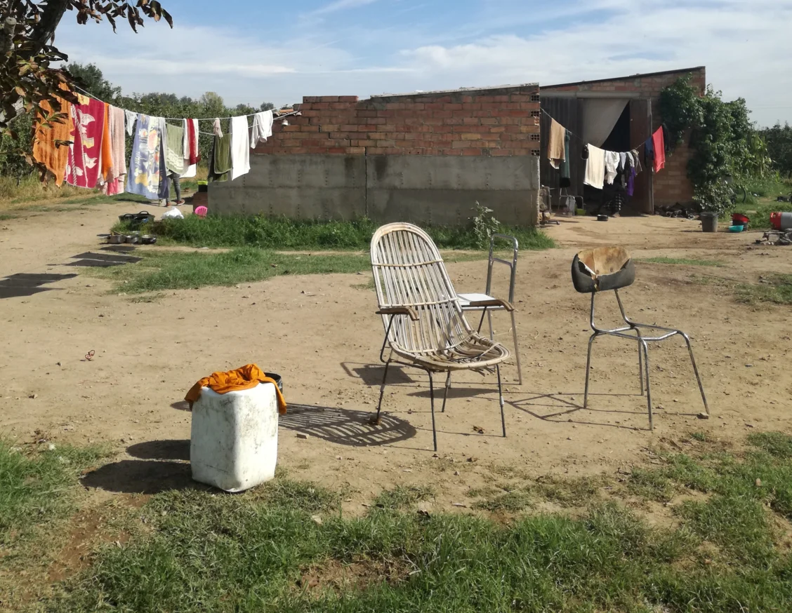 Increasing translation and cultural mediation services and intercultural health training are key to improving the health of seasonal migrant farm workers