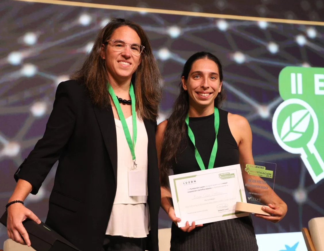 Researcher Miriam Cerón, honoured at the Second Face-to-Face Meeting of the Spanish ALS Research Network