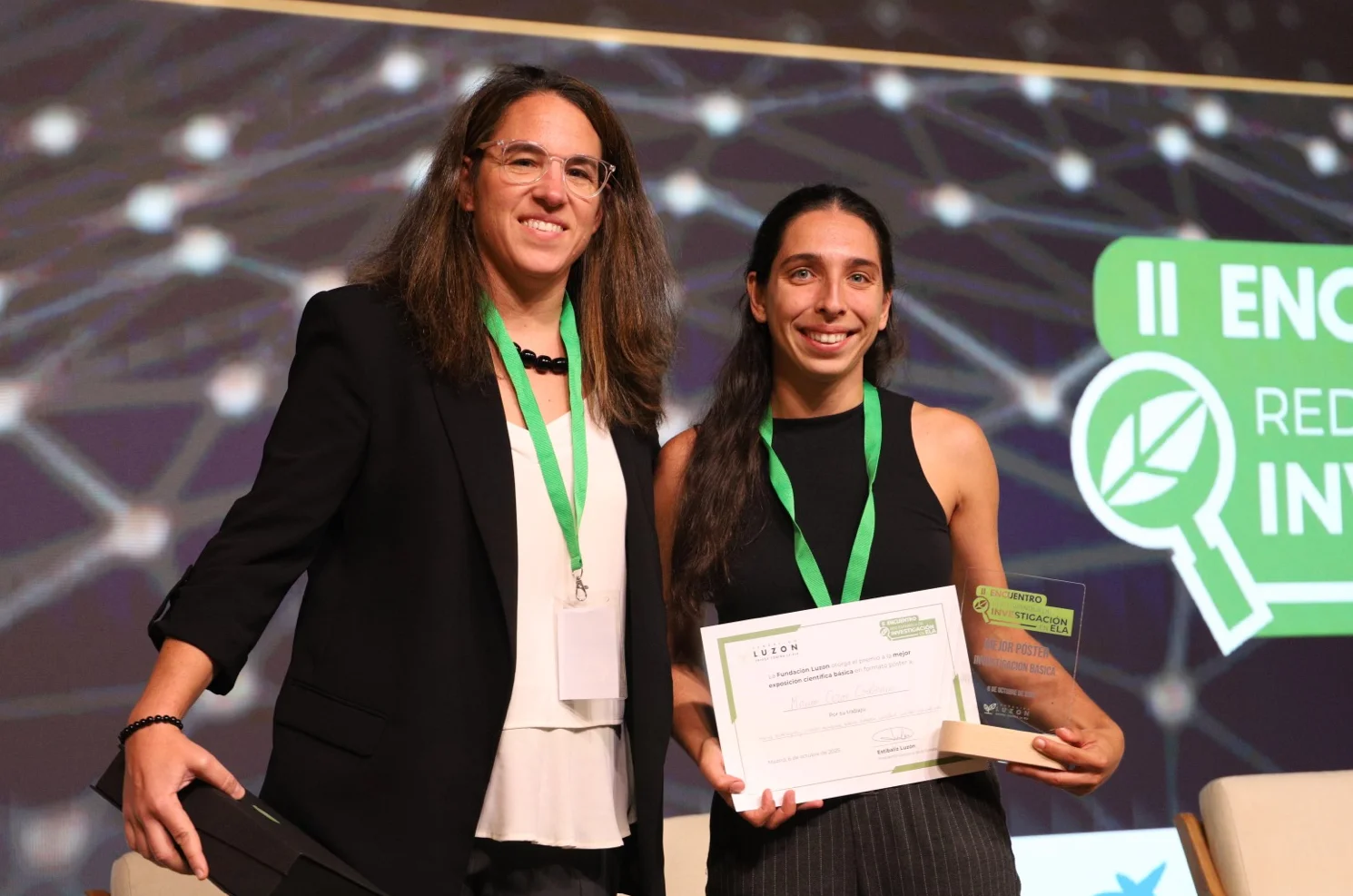 Researcher Miriam Cerón, honoured at the Second Face-to-Face Meeting of the Spanish ALS Research Network