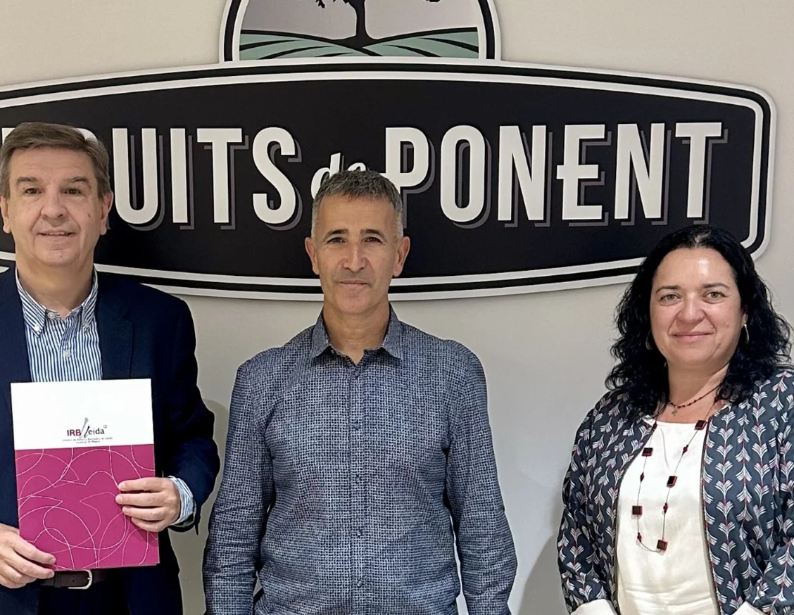Fruits de Ponent renews its collaboration with IRBLleida 