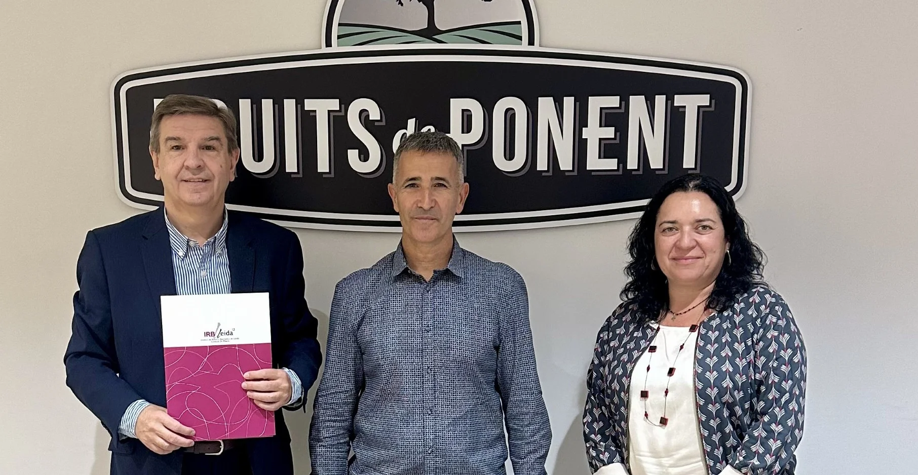 Fruits de Ponent renews its collaboration with IRBLleida 