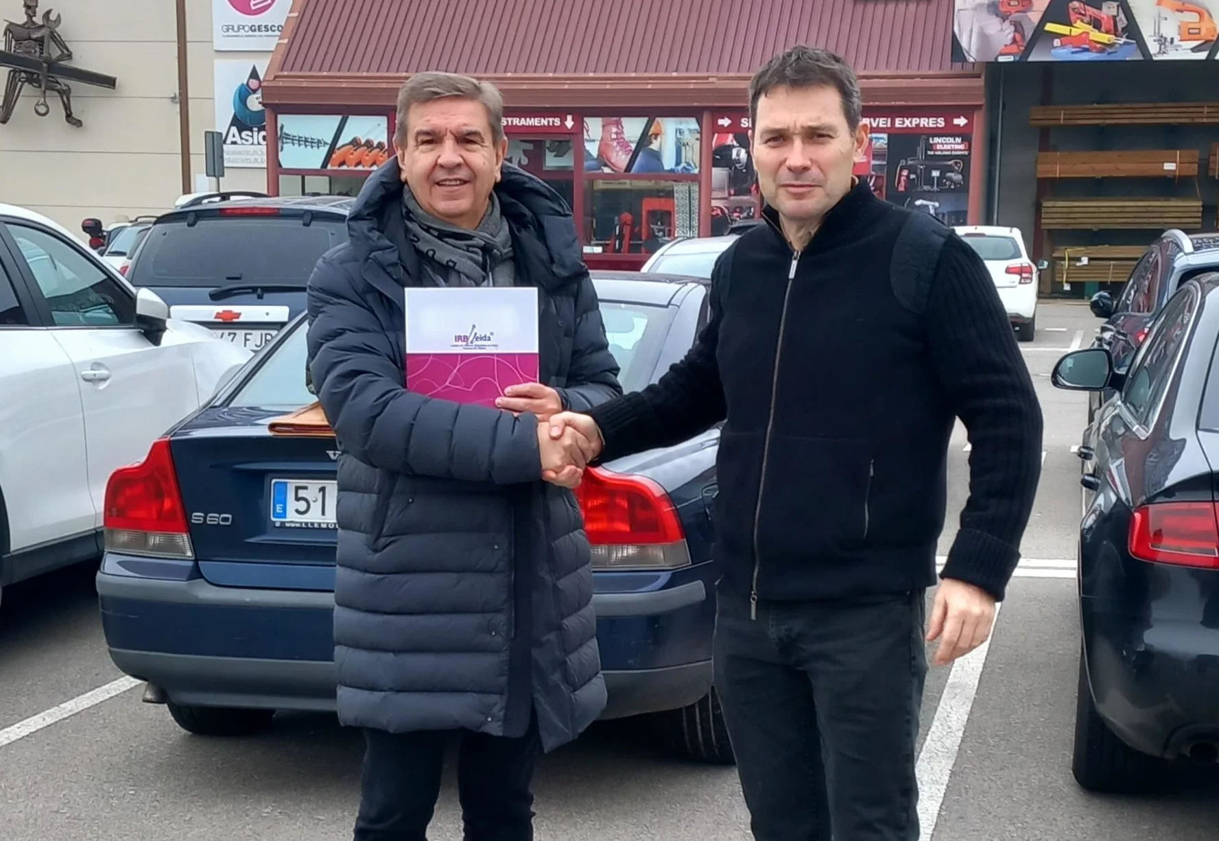 La Ferreteria Albert Soler renueva su colaboración con el IRBLleida