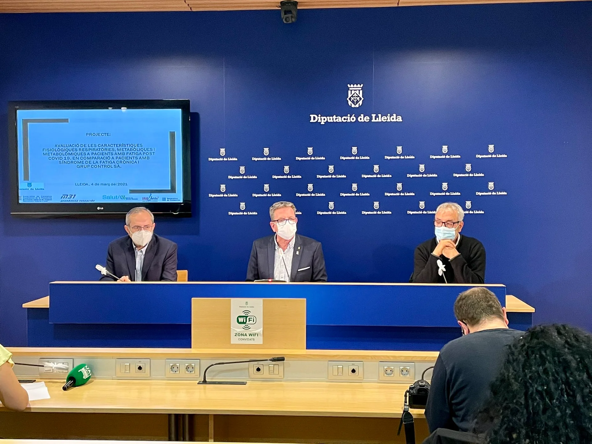 Les persones afectades per fatiga post COVID-19 es recuperen més lentament que les que pateixen la síndrome de fatiga crònica