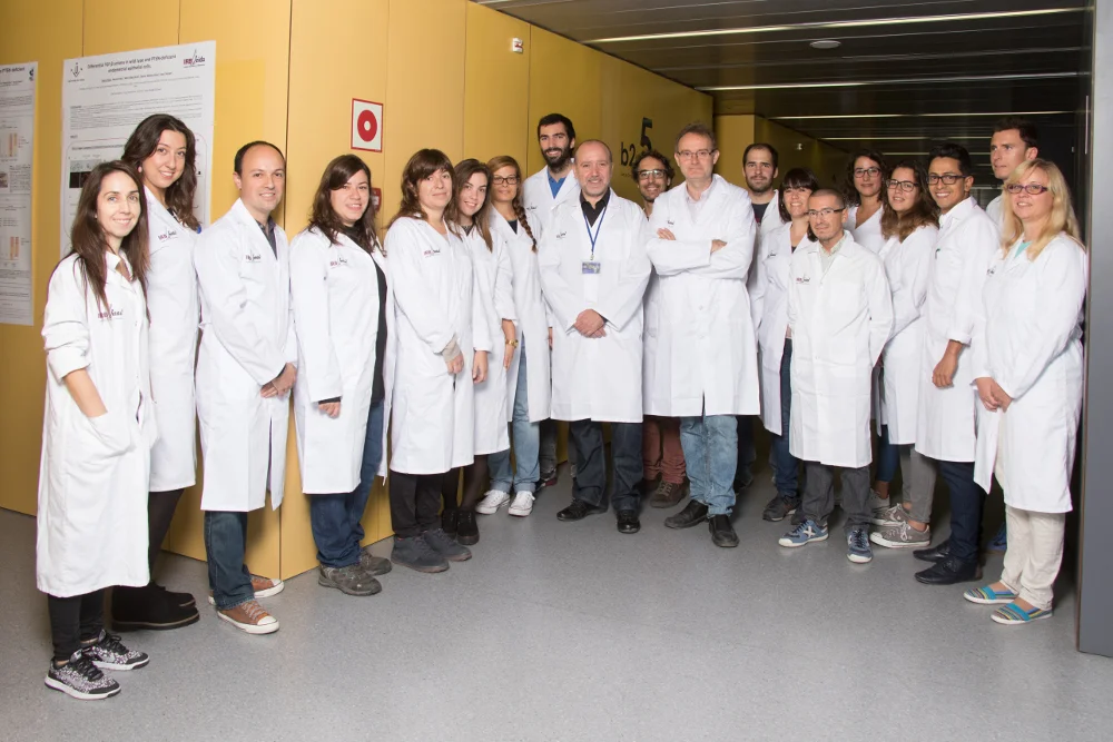 Un àcid gras omega-3 incrementa la supervivència i endarrereix la disfunció motora en ratolins mascles afectats d’ELA