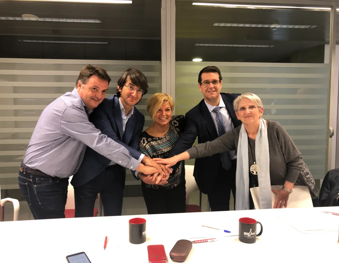Convenio a tres bandas entre Mamapop, la Caixa y IRBLleida para continuar investigando sobre el cáncer de mama
