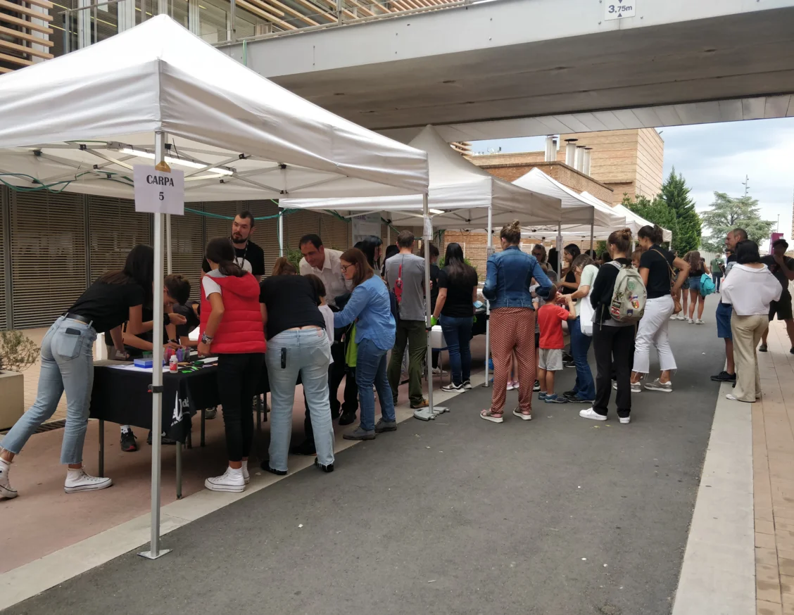 El IRBLleida realizará a partir de abril talleres científicos en las capitales de comarca de Lleida para acercar la investigación en la población